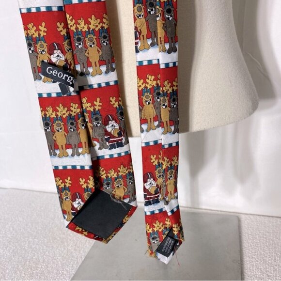 5/$25 George Christmas Santa Reindeer Festive Tie - Picture 4 of 9